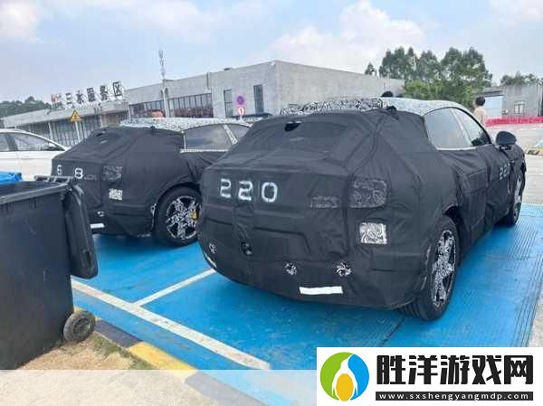 小米跨界玩車！家用增程式SUV諜照讓手游玩家也心動
