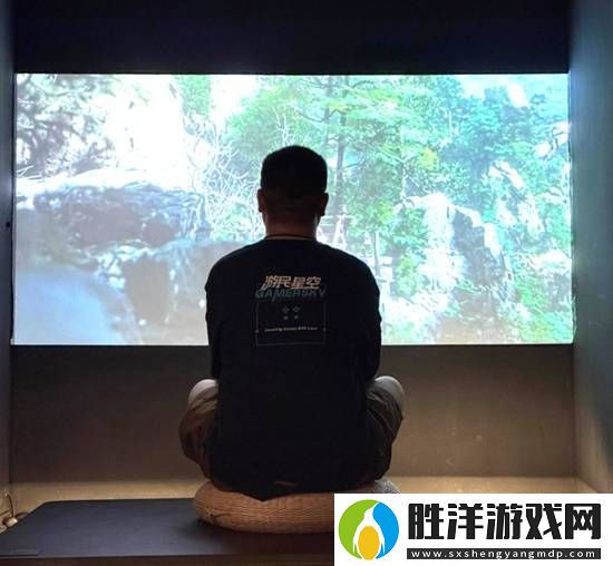 我們參觀了黑神話藝術展